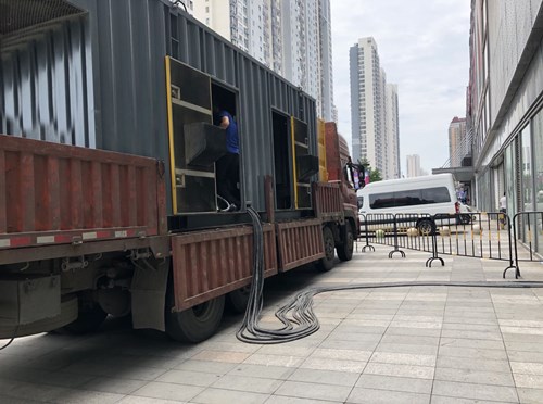 河口柴油发电机空气滤清器在不同季节的更换周期是否有差异？