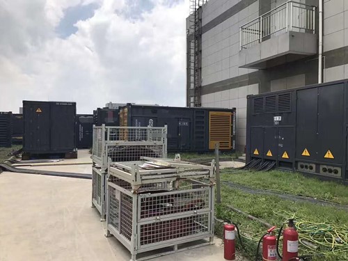 河口除了定期检查，还有哪些方法可以及时发现接触式转速表探头的磨损？